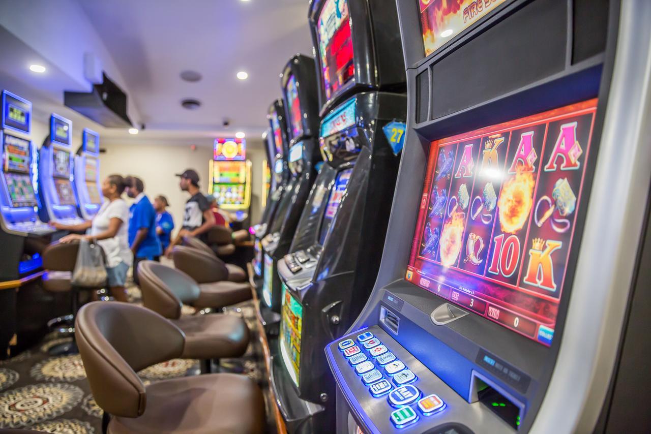 The Australian Hotel Murgon エクステリア 写真